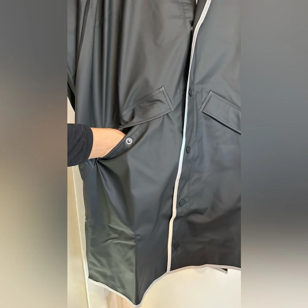 NWT RAINS Unisex Long Black Reflective Rain Jacket XS - Picture 7 of 16